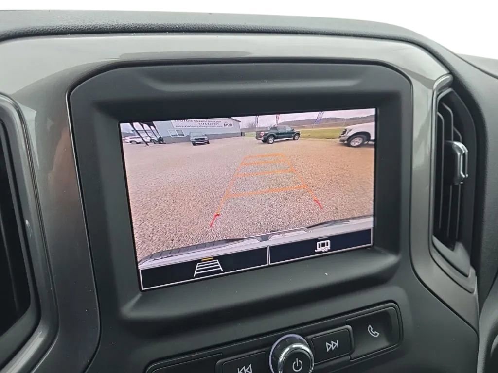 Used 2025 GMC Sierra 2500 Pro w/ Convenience Package image 26