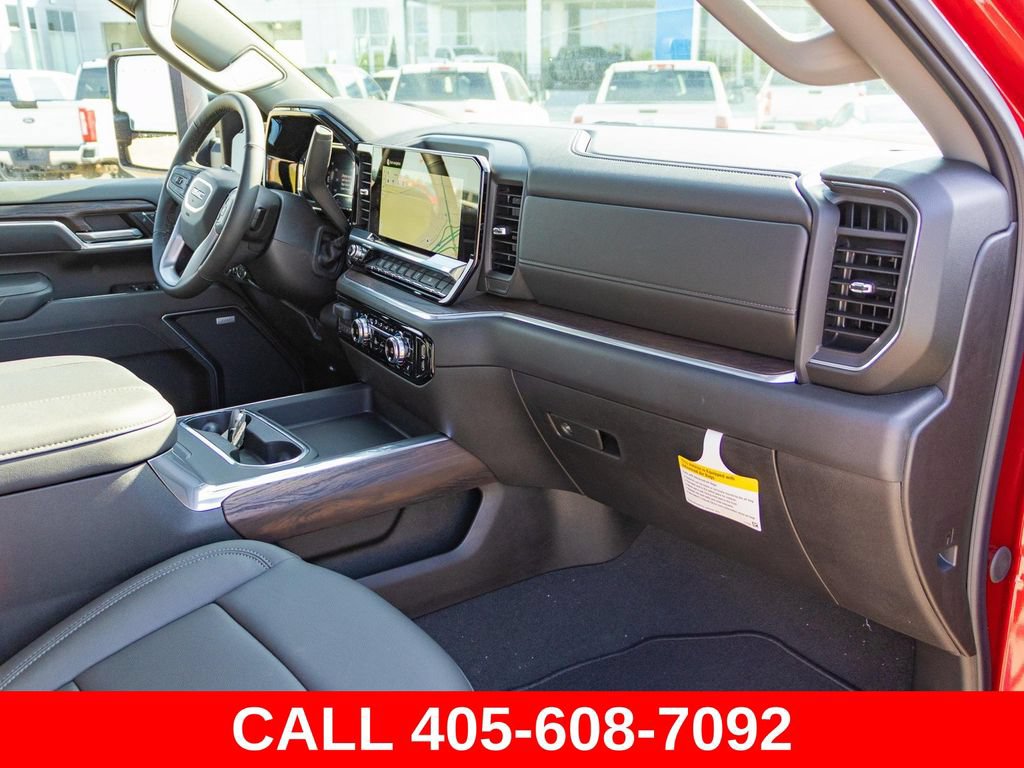 Used 2025 GMC Sierra 2500 SLT w/ SLT Premium Package AWD/4WD image 17