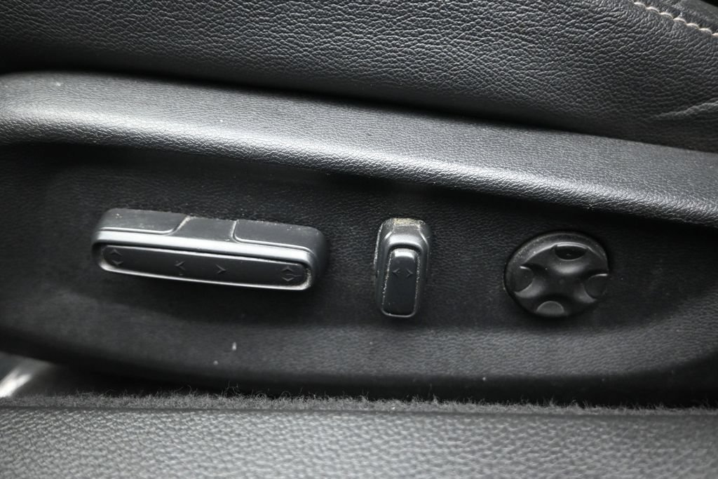 Used 2019 Honda Accord Sport image 11