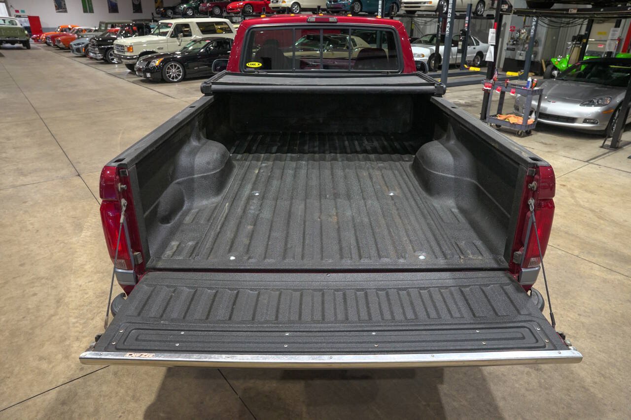Used 1997 Ford F250 2WD Regular Cab Heavy Duty image 39