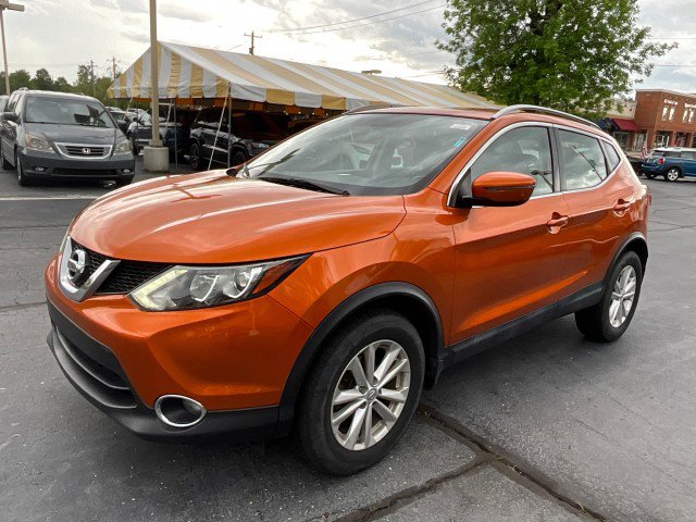 Used 2017 Nissan Rogue Sport SV w/ SV All-Weather Package FWD image 3