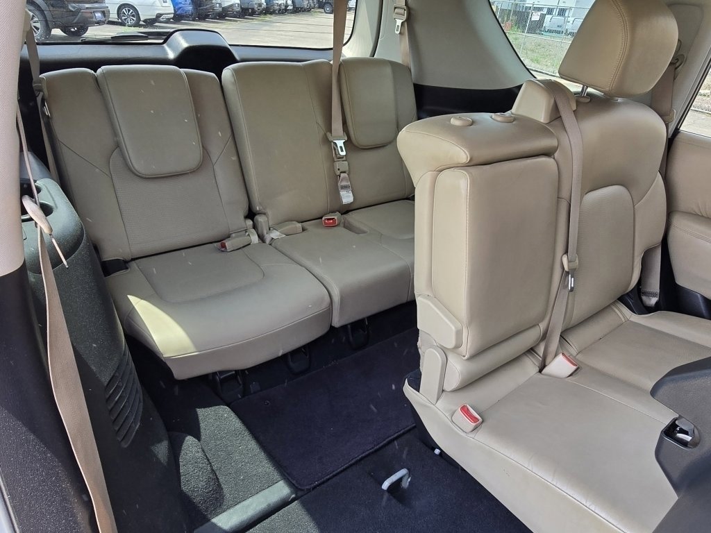 Used 2018 Nissan Armada SL image 17