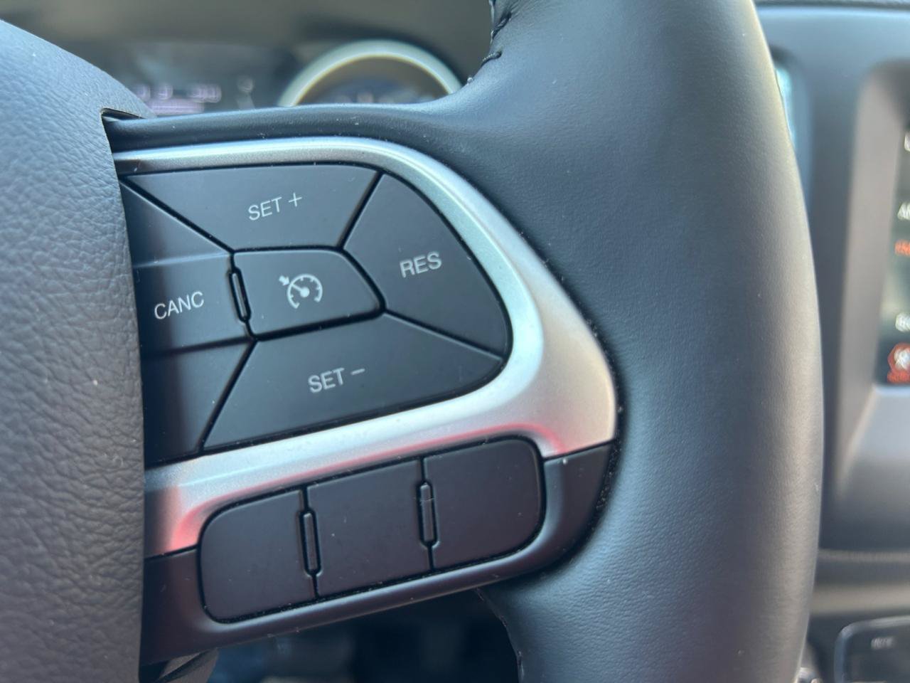 Used 2021 Jeep Compass Sport w/ Cold Weather Group FWD image 17