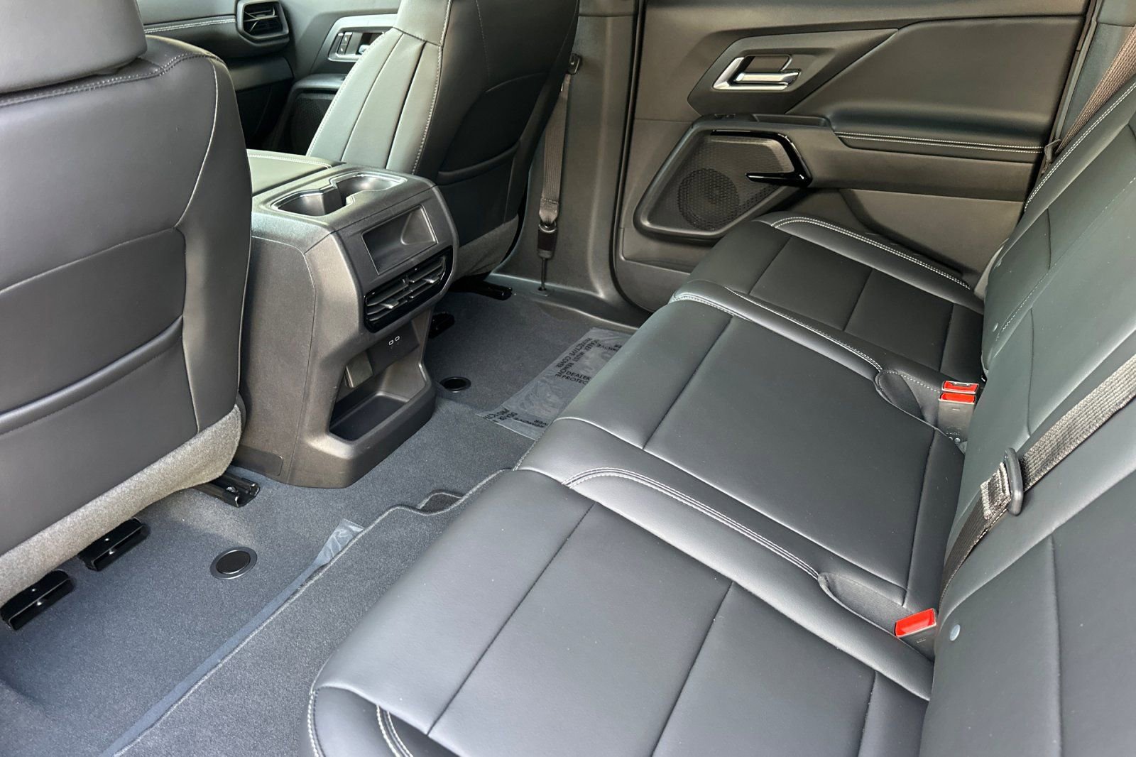 Used 2026 Chevrolet Silverado EV LT image 14