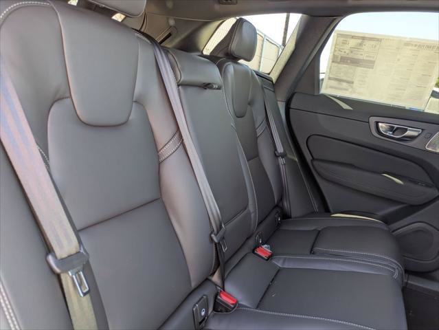 New 2026 Volvo XC60 T8 Ultra w/ Climate Package PRO AWD/4WD image 13
