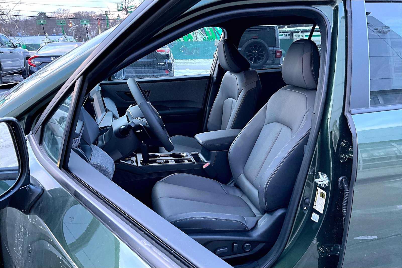 New 2026 Subaru Outback Limited AWD/4WD image 9