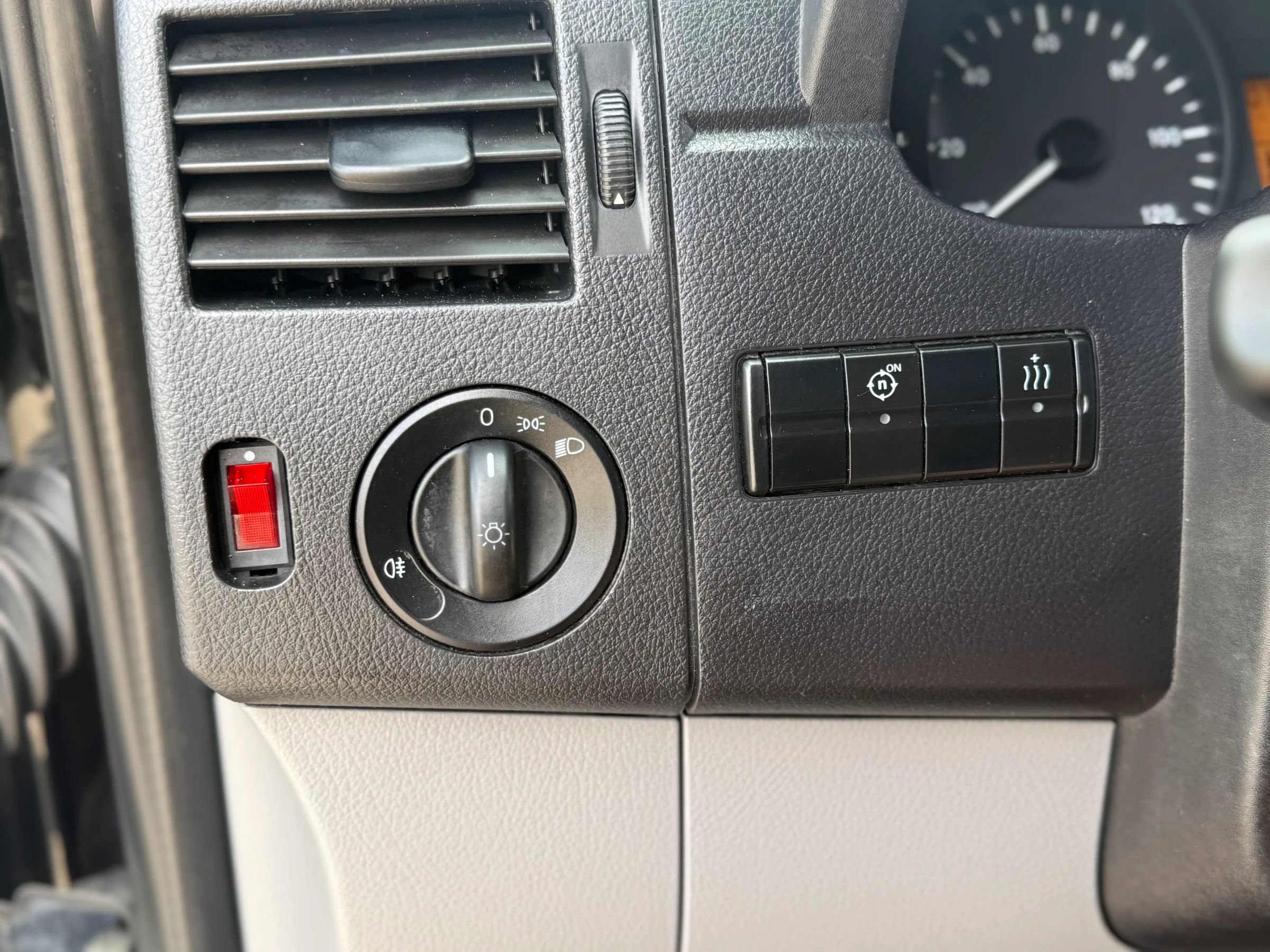 Used 2015 Mercedes-Benz Sprinter 3500 w/ Window Fleet Package image 16