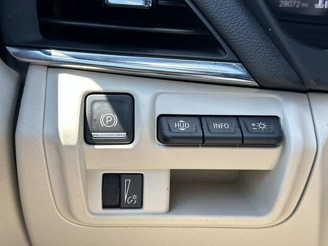 Certified 2023 Cadillac CT4 Premium Luxury AWD/4WD image 22