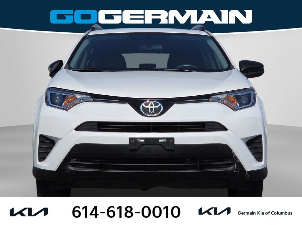 Used 2016 Toyota RAV4 LE FWD image 3