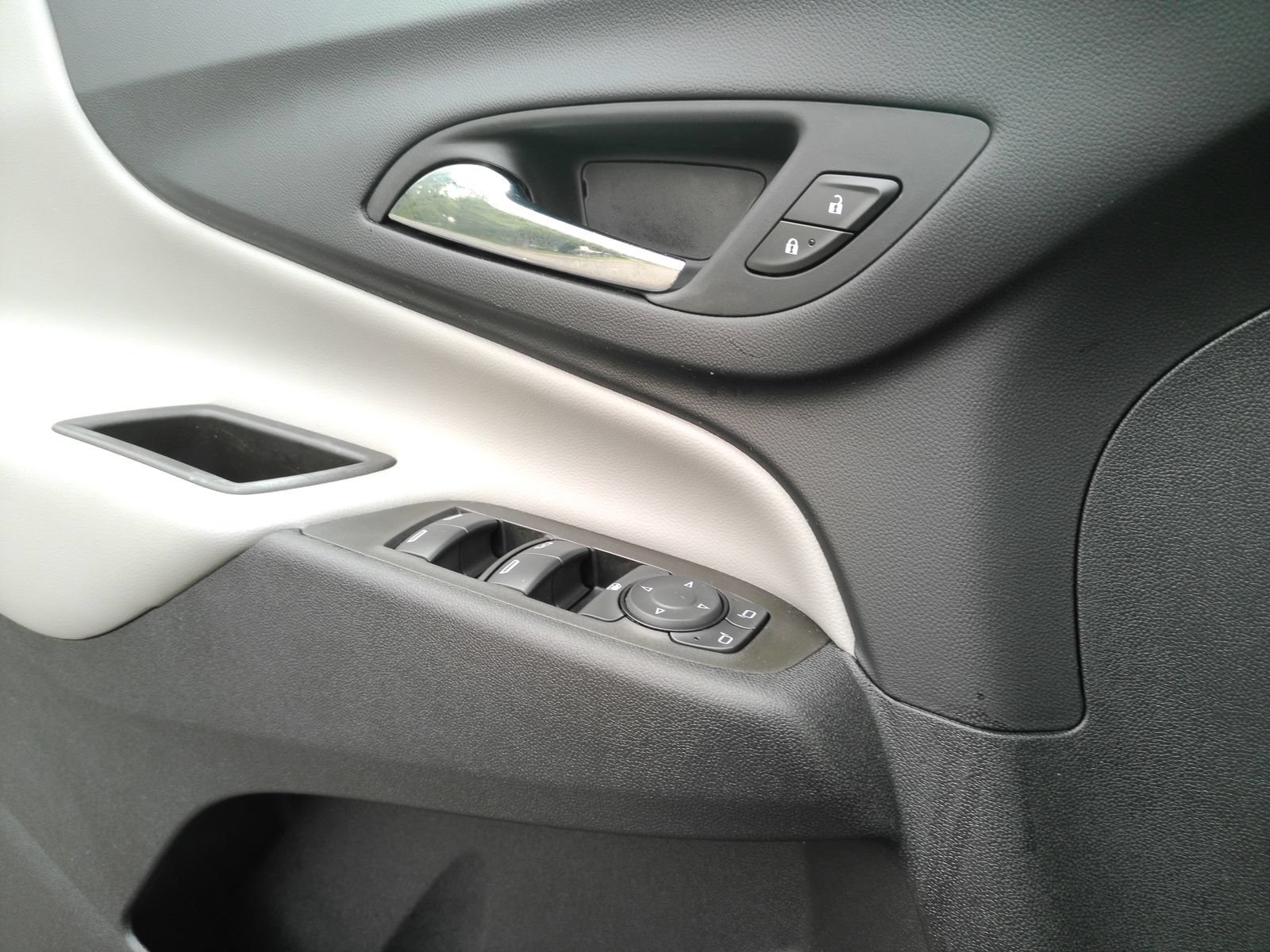 Used 2023 Chevrolet Equinox LS FWD image 21