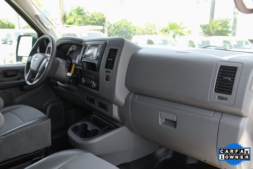 Used 2018 Nissan NV 2500 S image 32