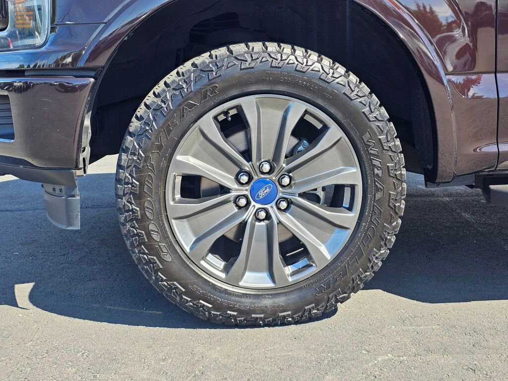 Used 2018 Ford F150 Lariat w/ Equipment Group 502A Luxury image 9