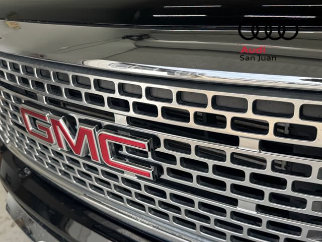 Used 2019 GMC Canyon Denali RWD image 5