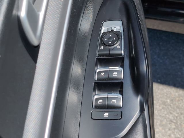 Used 2022 Kia K5 GT-Line image 16