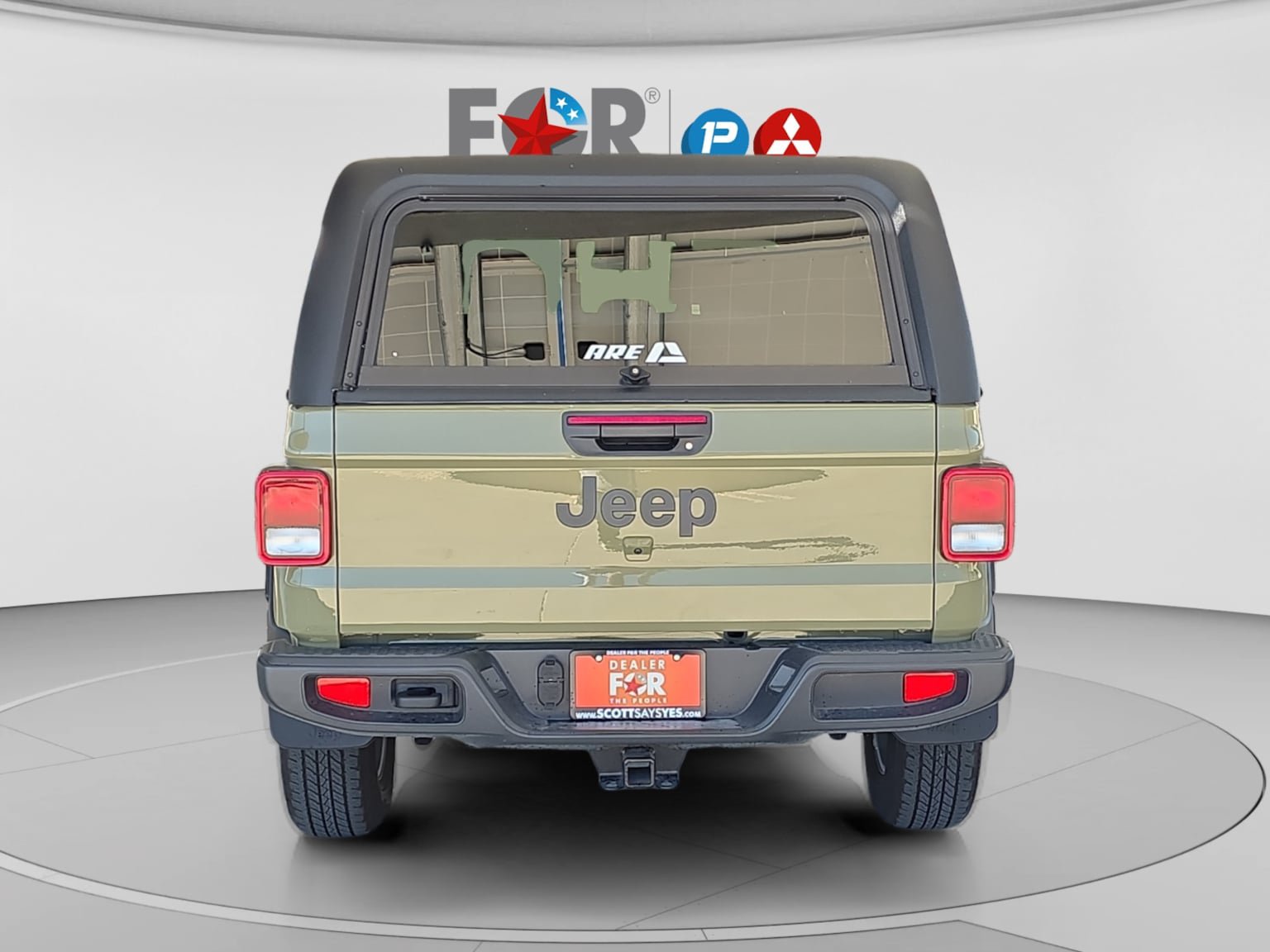 Used 2025 Jeep Gladiator Sport AWD/4WD image 8