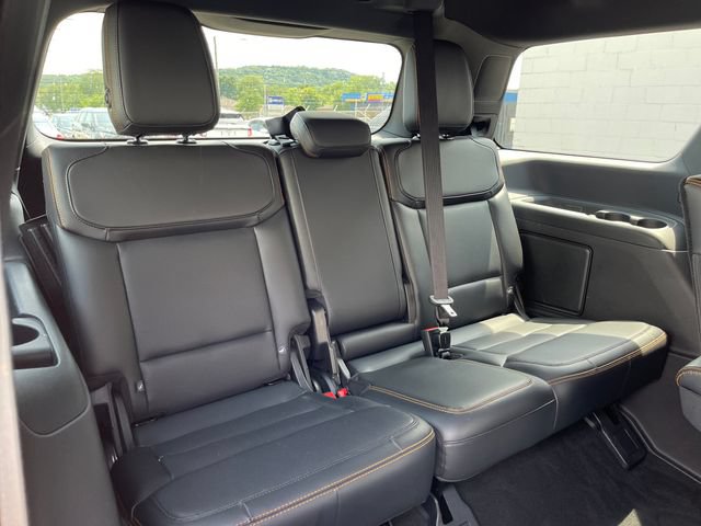 Used 2025 Ford Expedition Tremor AWD/4WD image 38