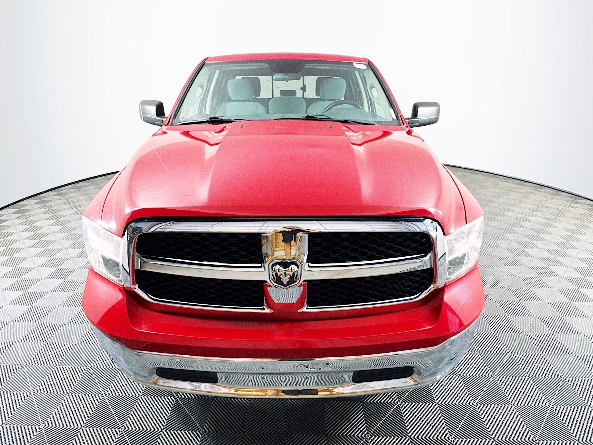 Used 2019 RAM 1500 Classic SLT RWD video 2