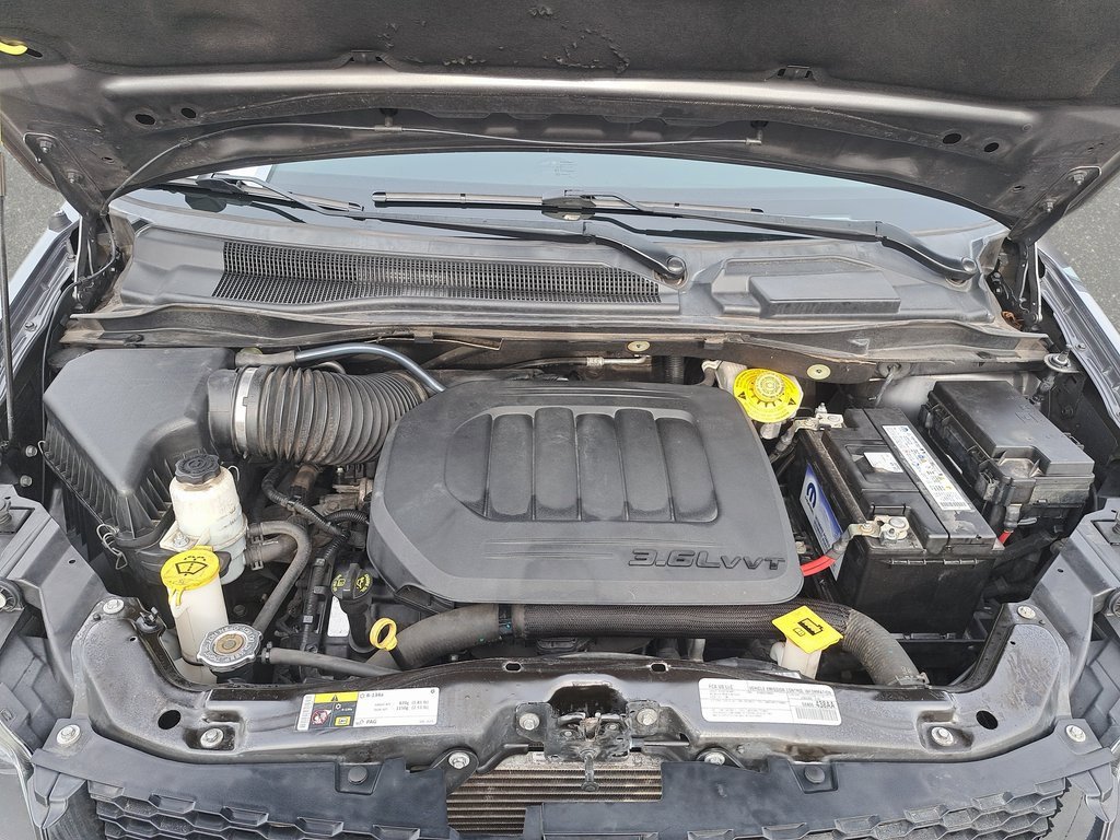 Used 2019 Dodge Grand Caravan SE image 29