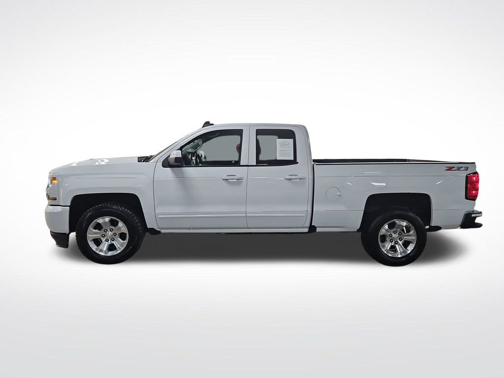 Used 2018 Chevrolet Silverado 1500 LT w/ All Star Edition AWD/4WD image 2