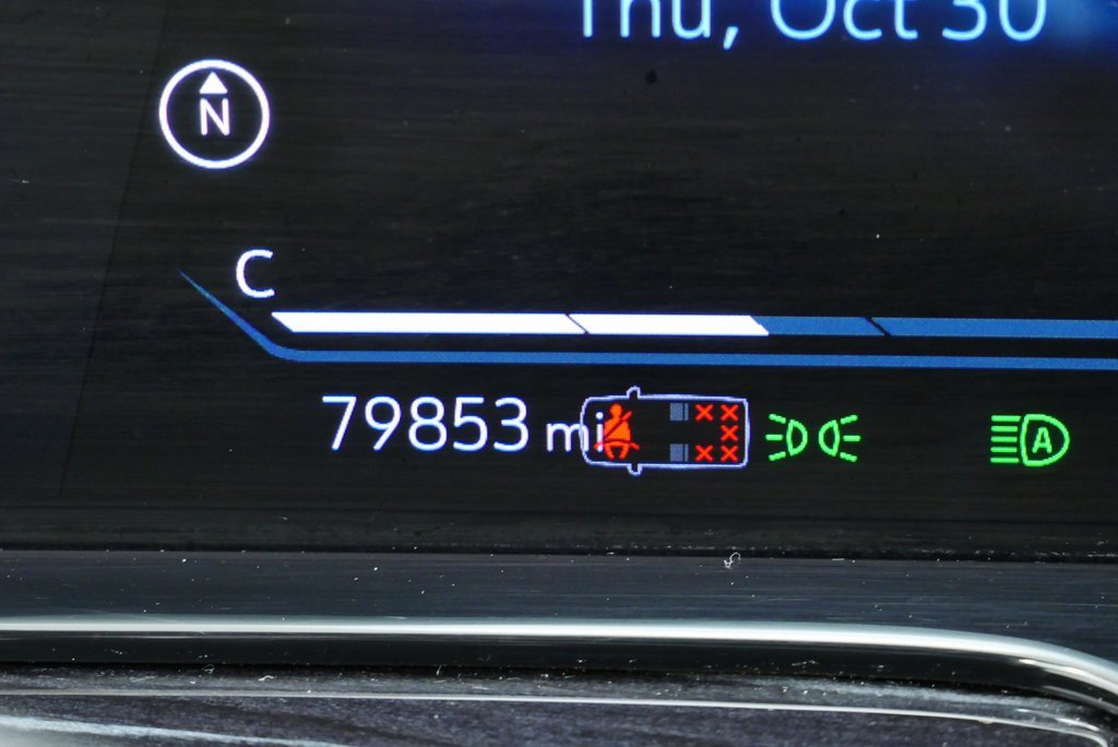 Used 2023 Cadillac Escalade ESV V image 28