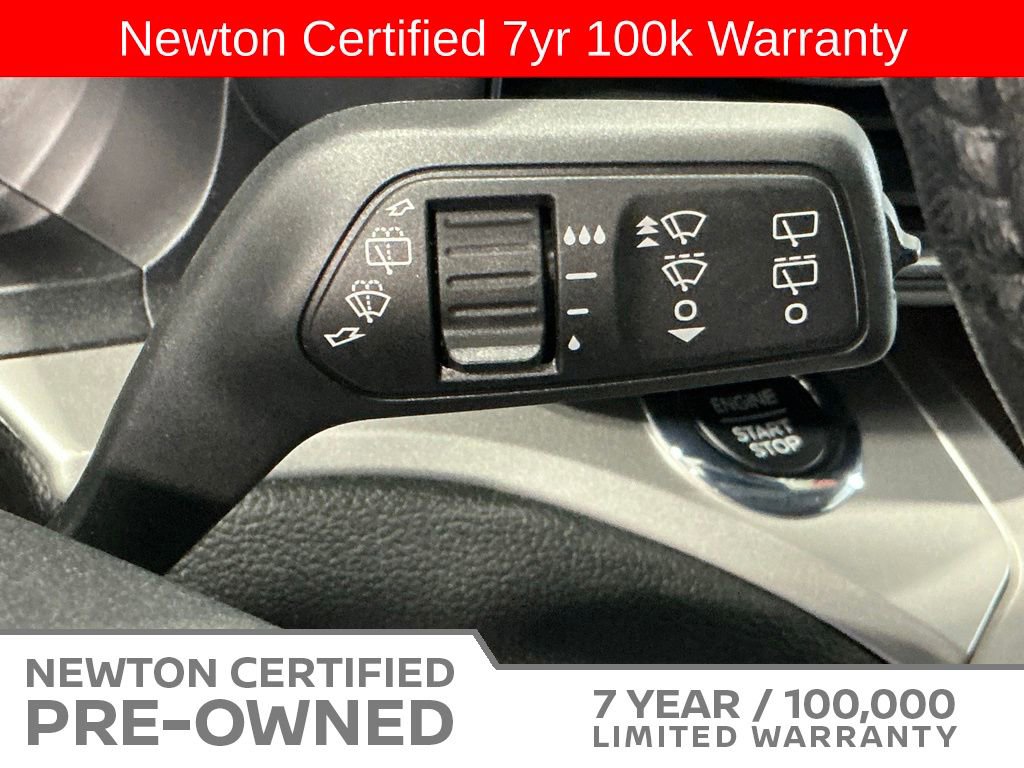Used 2021 Ford Explorer XLT w/ Equipment Group 202A AWD/4WD image 42