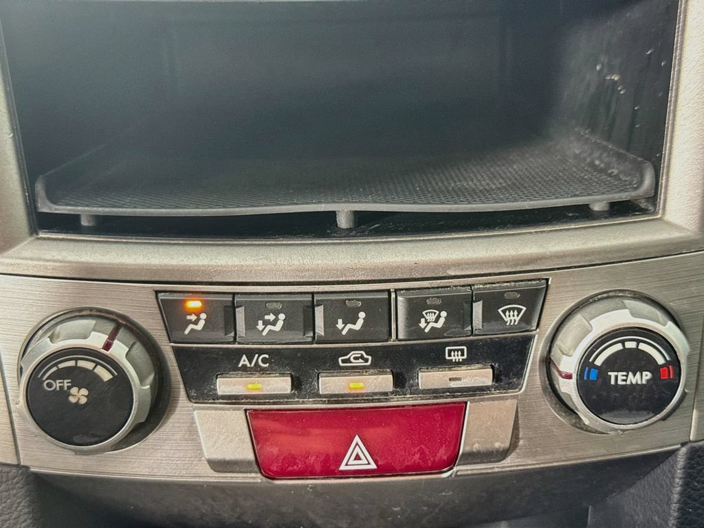 Used 2013 Subaru Outback 2.5i AWD/4WD image 16