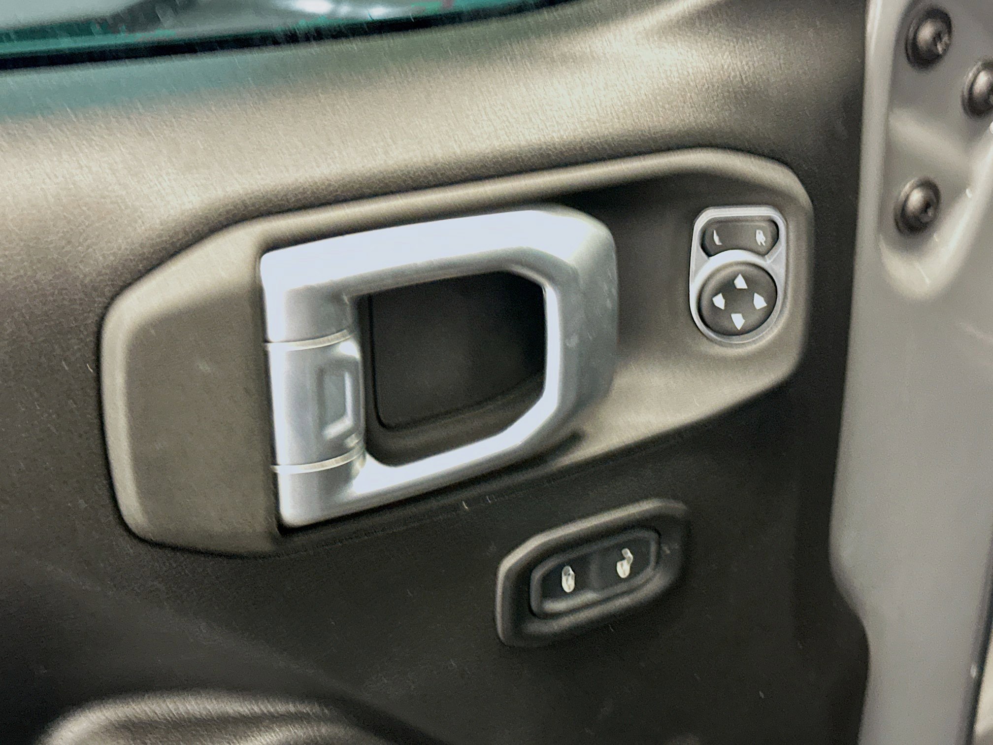 Used 2023 Jeep Wrangler Unlimited Sport image 15