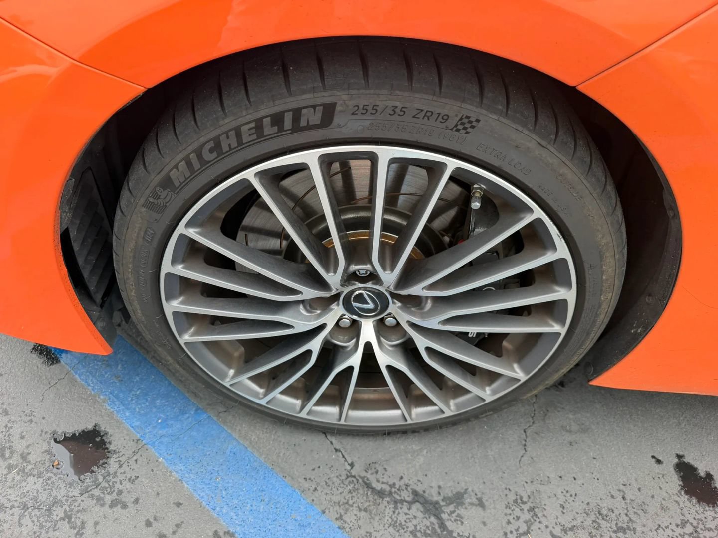 Used 2015 Lexus RC F w/ Premium Package RWD image 35