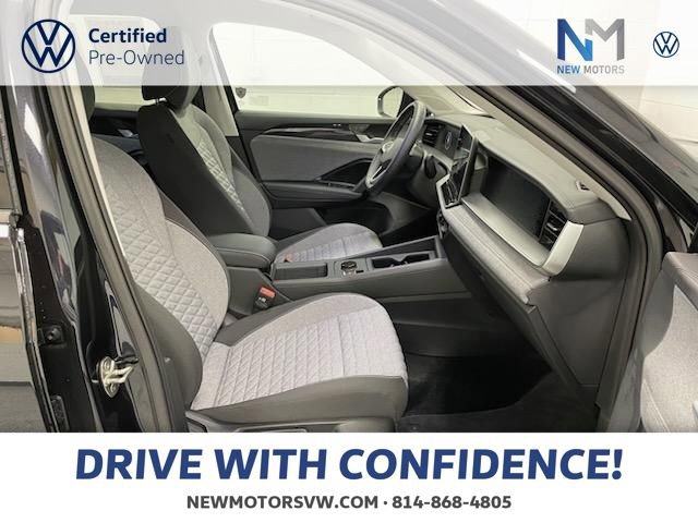 Used 2025 Volkswagen Tiguan S image 8