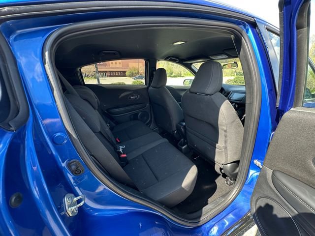 Used 2021 Honda HR-V Sport image 3