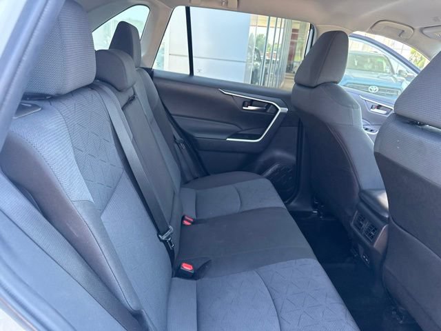 Used 2025 Toyota RAV4 XLE AWD/4WD image 29