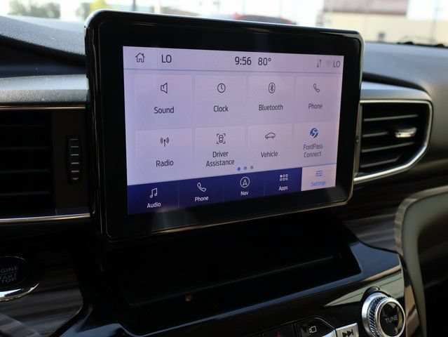 Used 2023 Ford Explorer Limited AWD/4WD image 31