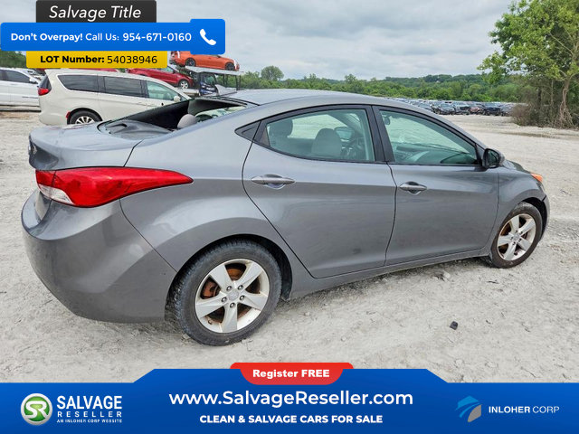 Used 2013 Hyundai Elantra GLS FWD image 4