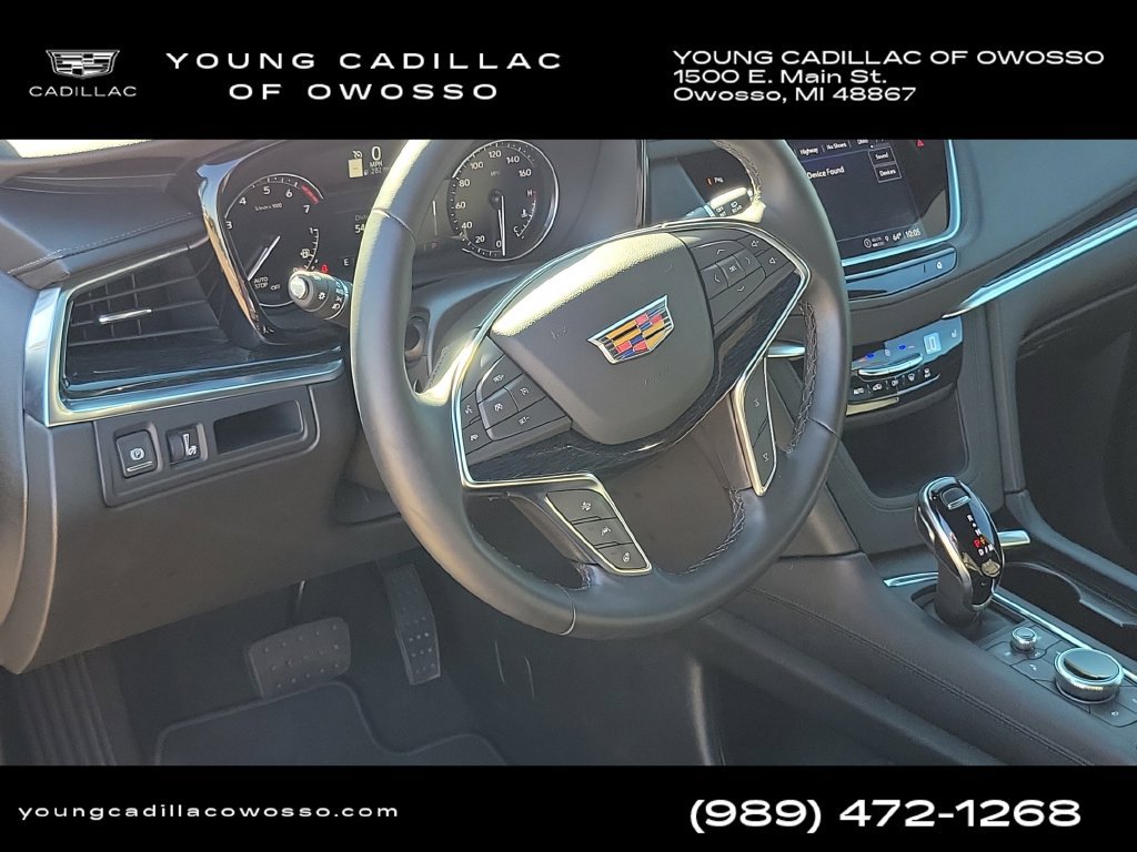 Certified 2025 Cadillac XT5 Premium Luxury w/ LPO, Floor Liner Package AWD/4WD image 9