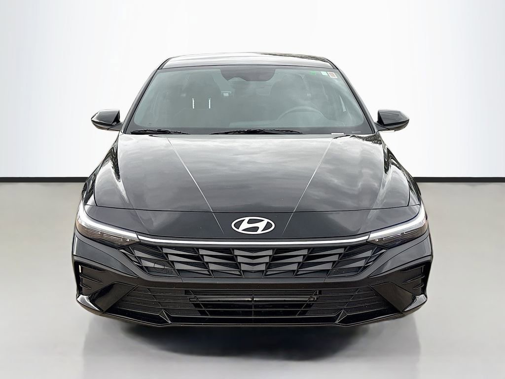 Certified 2026 Hyundai Elantra Sport image 2