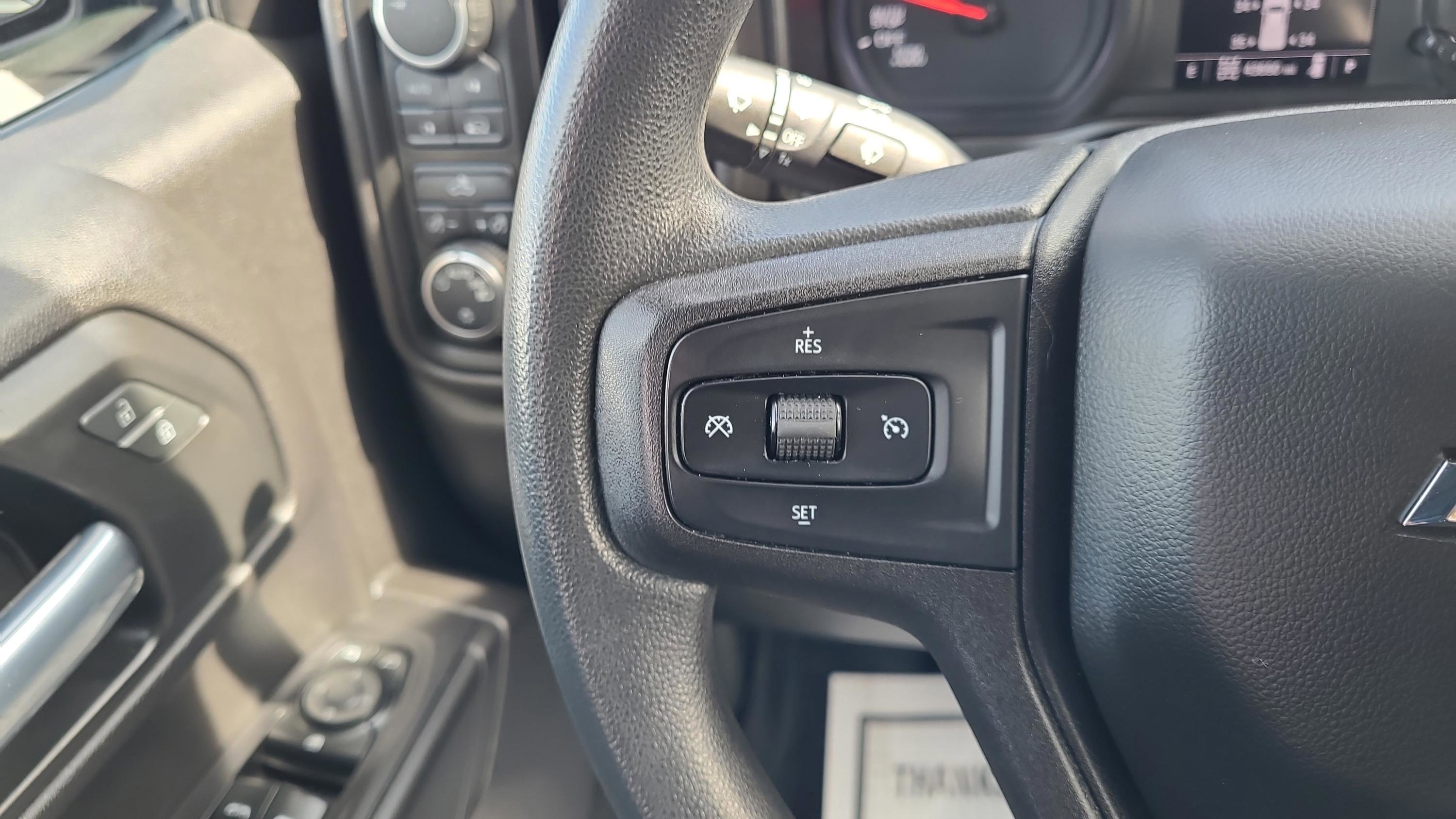 Used 2021 Chevrolet Silverado 1500 Custom image 13