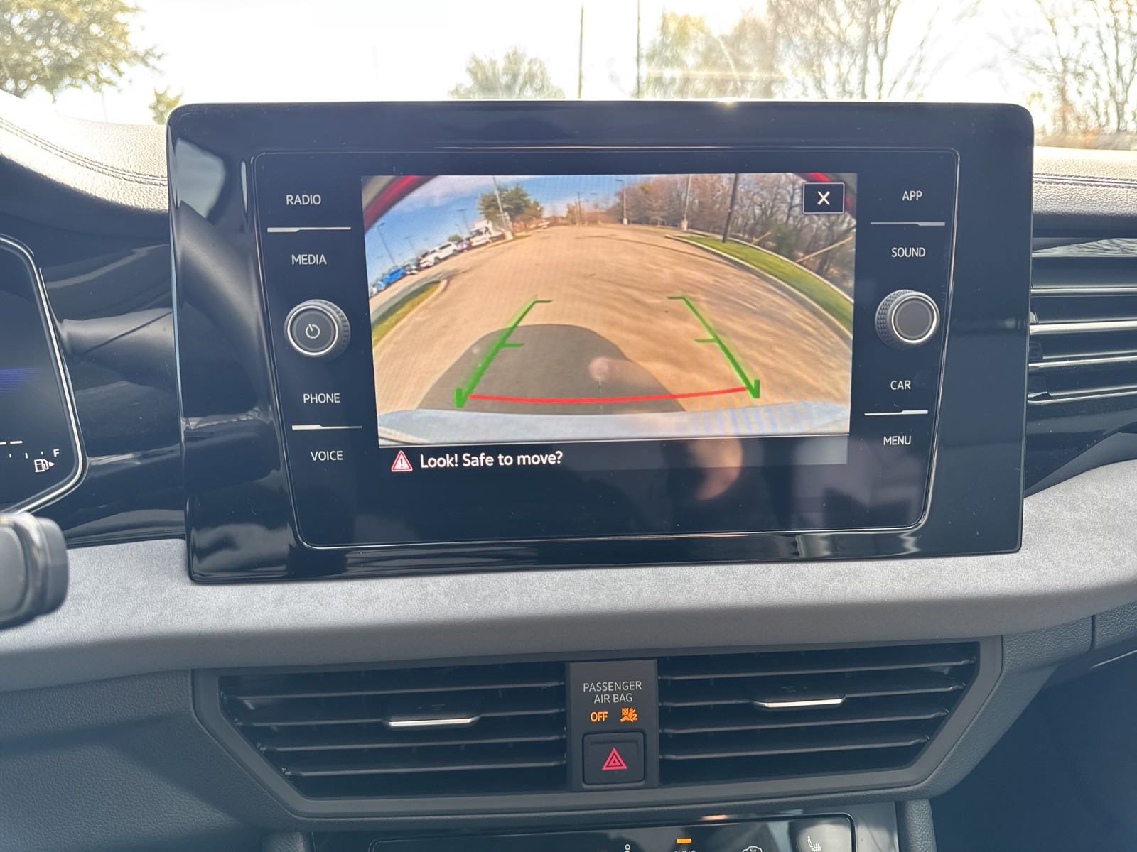 New 2026 Volkswagen Jetta SE FWD image 12