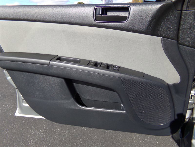 Used 2011 Nissan Sentra 2.0 image 51