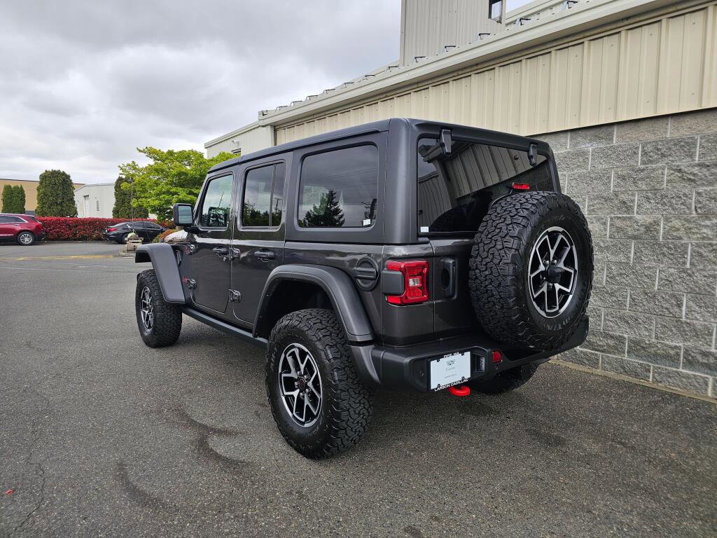 Used 2024 Jeep Wrangler Unlimited Rubicon w/ Safety Group AWD/4WD image 4