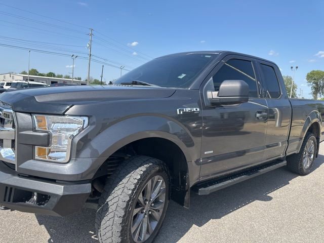 Used 2017 Ford F150 XLT image 22