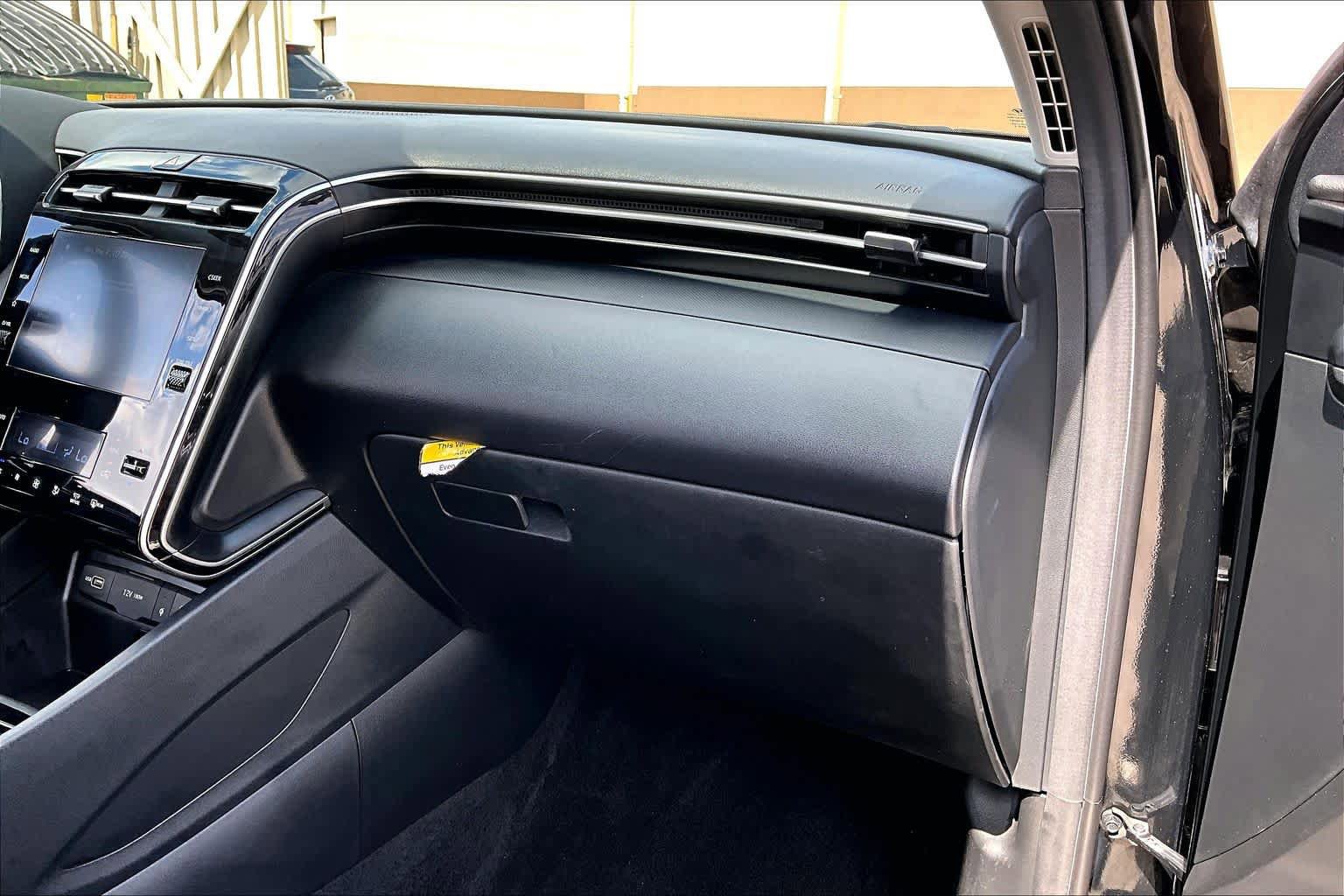 Certified 2024 Hyundai Tucson SEL FWD image 17