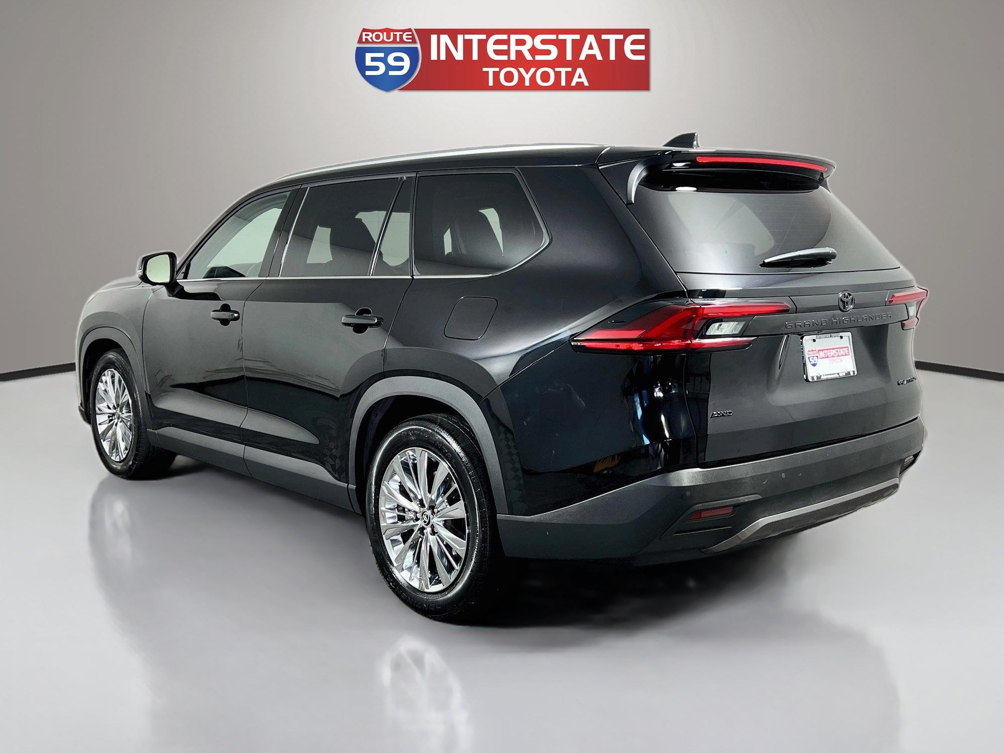 Certified 2025 Toyota Grand Highlander AWD image 5