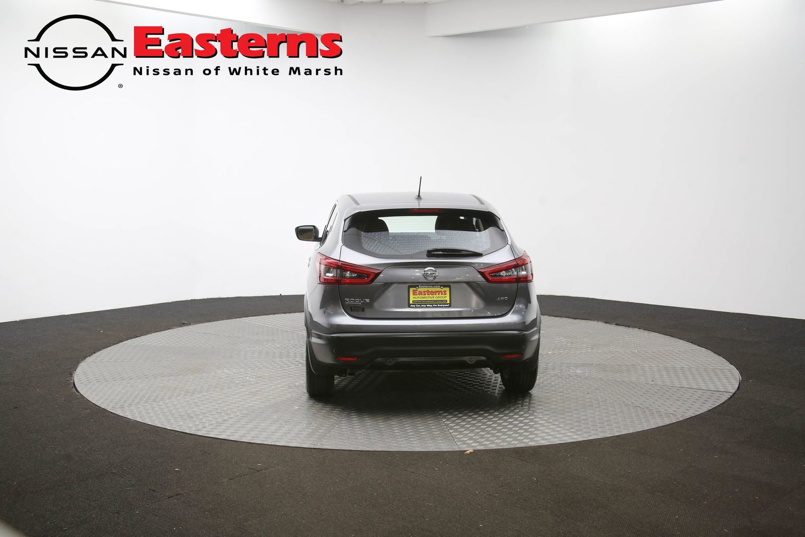 Used 2022 Nissan Rogue Sport S image 33