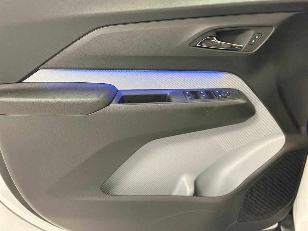 New 2027 Chevrolet Bolt RS FWD image 17