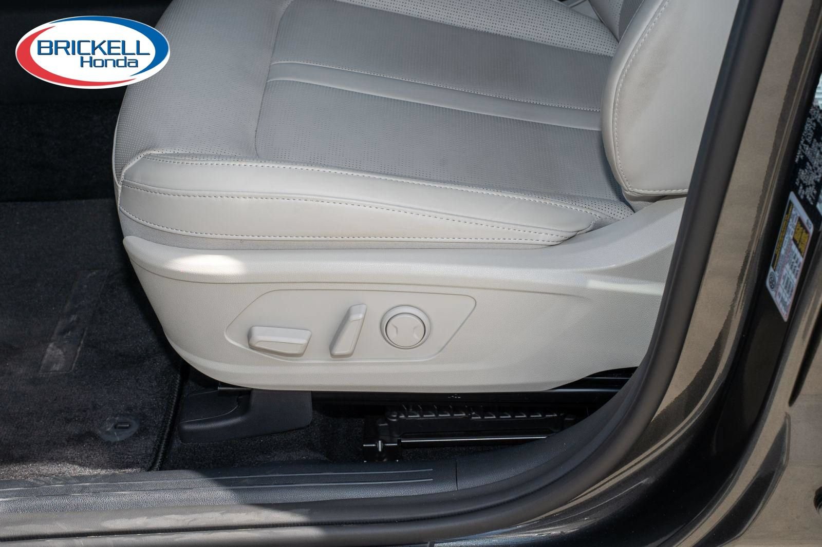 Used 2026 Kia Sorento EX w/ EX Premium Package FWD image 32