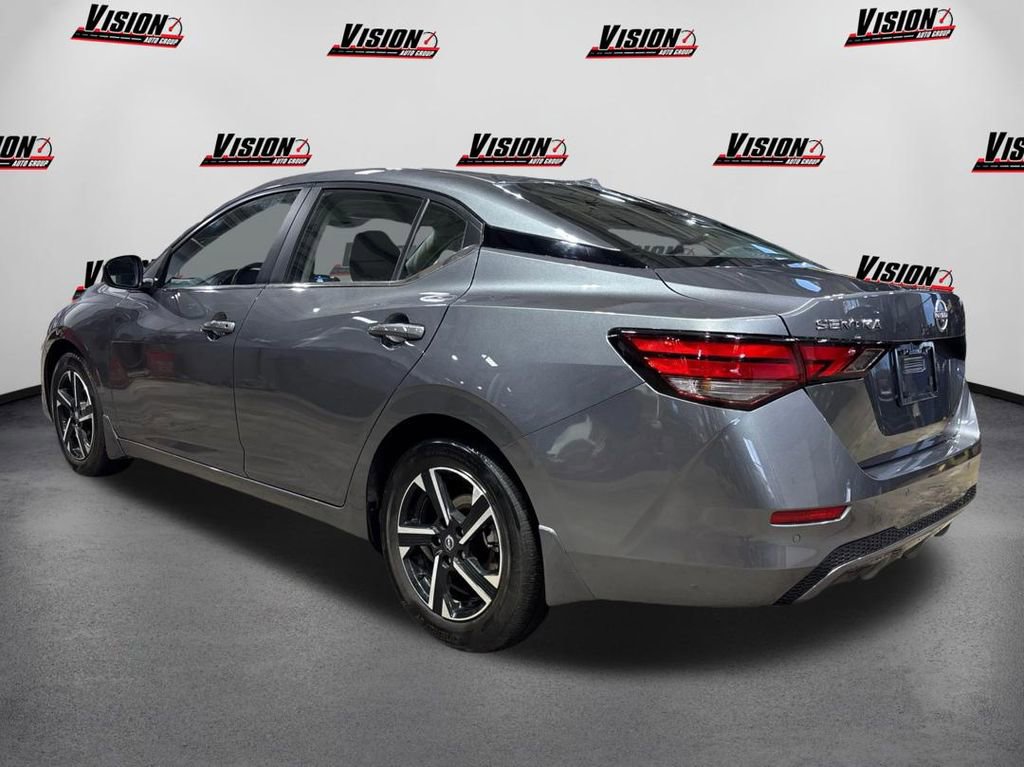 Used 2025 Nissan Sentra SV image 7
