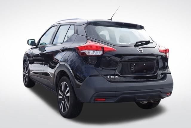 Used 2019 Nissan Kicks SV image 9