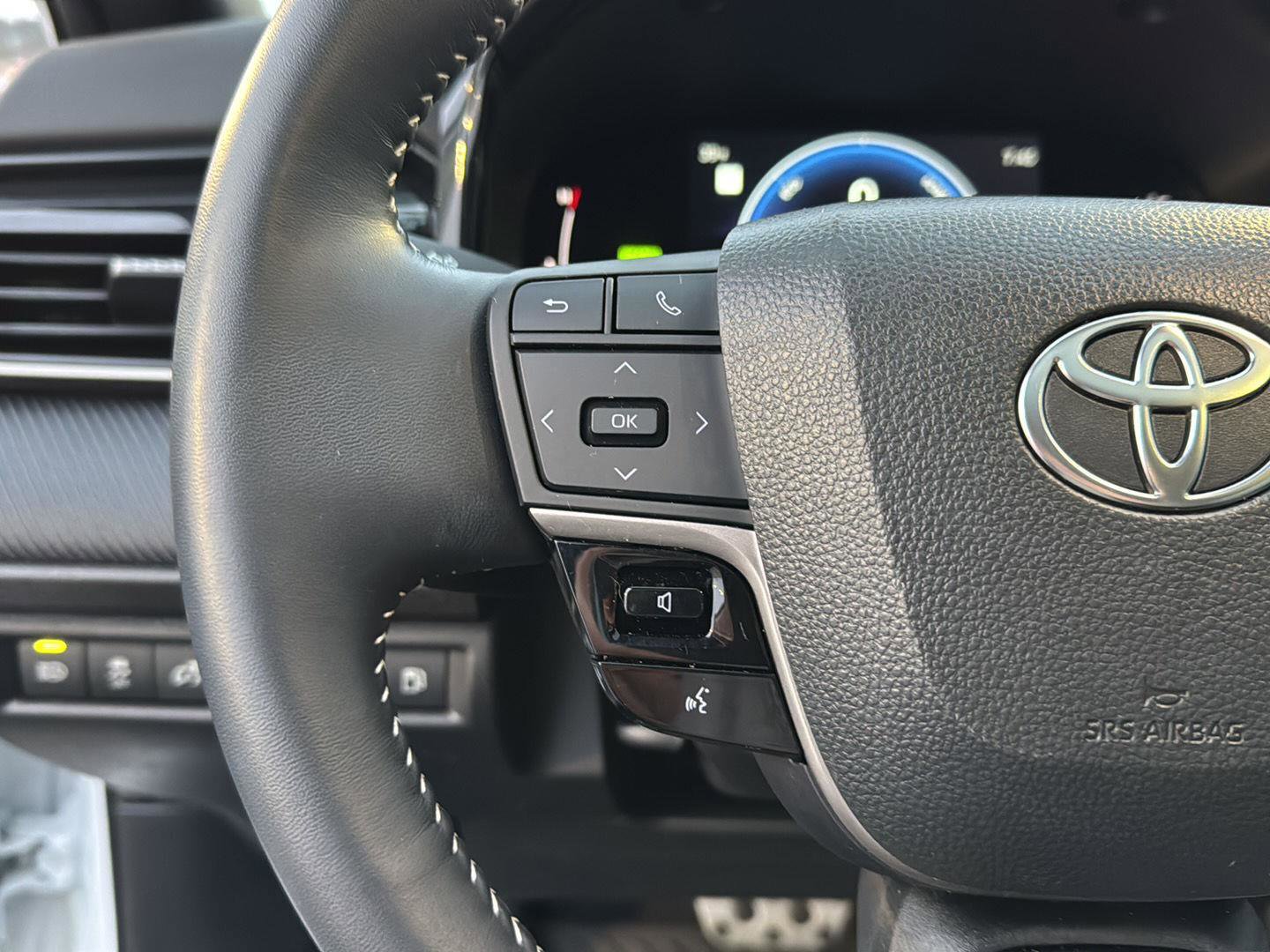 Certified 2025 Toyota Camry SE image 18