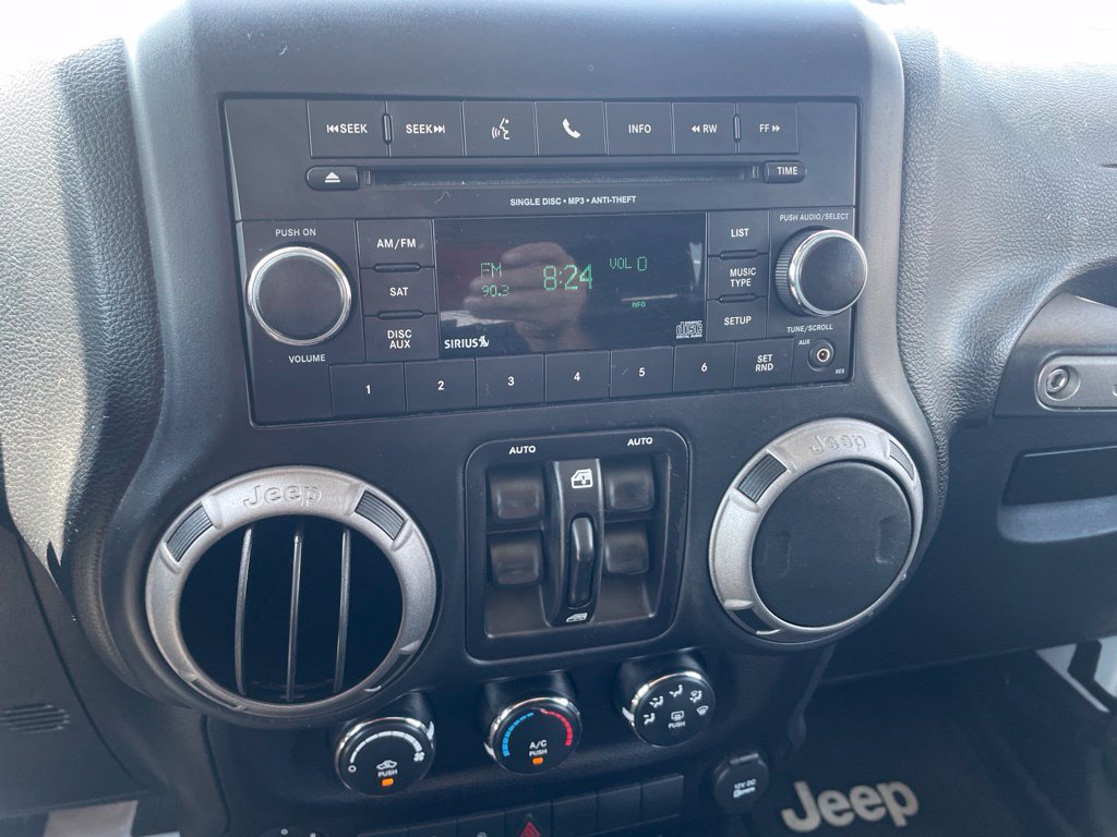 Used 2016 Jeep Wrangler Unlimited Sport w/ Quick Order Package 24S AWD/4WD image 17
