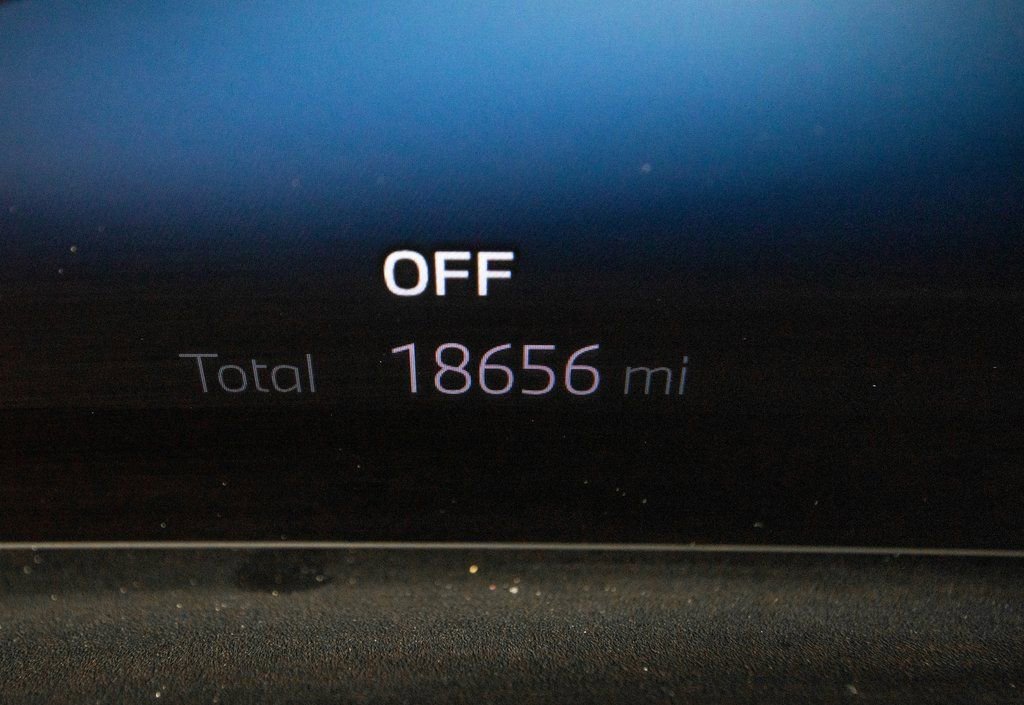 Used 2022 BMW iX xDrive50 w/ Sport Package image 22